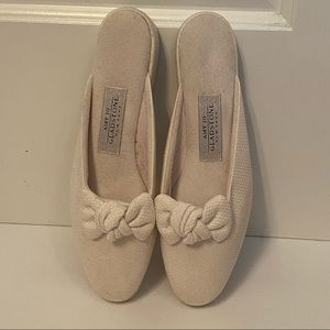 AMY JO GLADSTONE NEW SHOES SLIPPERS MULES WHITE TEXTURED FABRIC BOW SIZE L 8